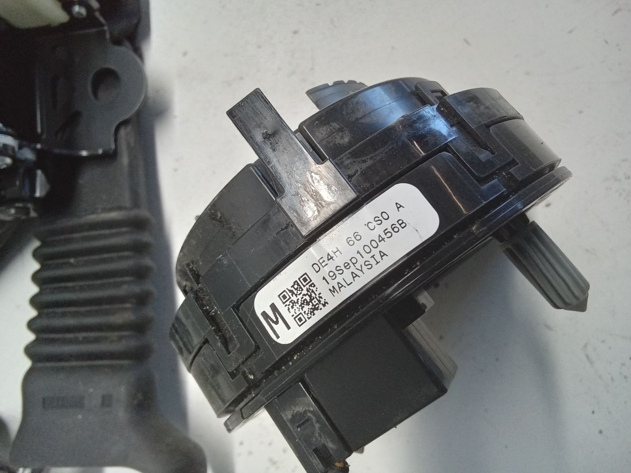 Part image 3