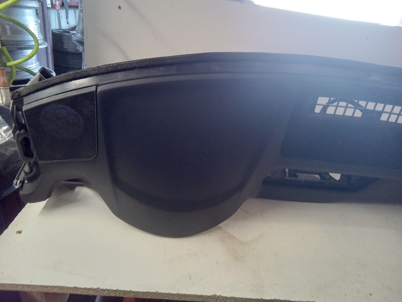 Part image 7