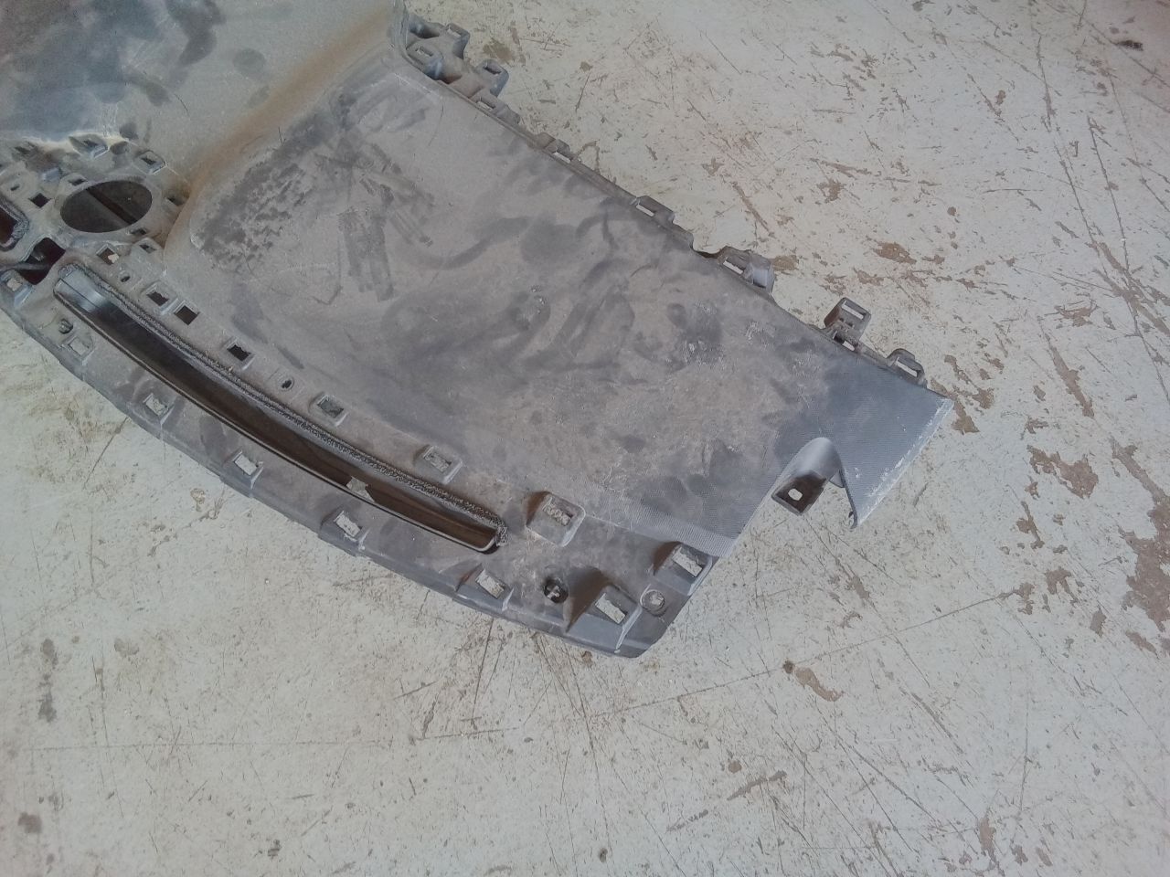 Part image 4