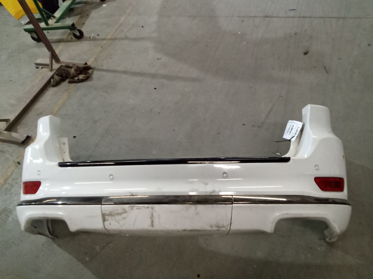 Part image 3