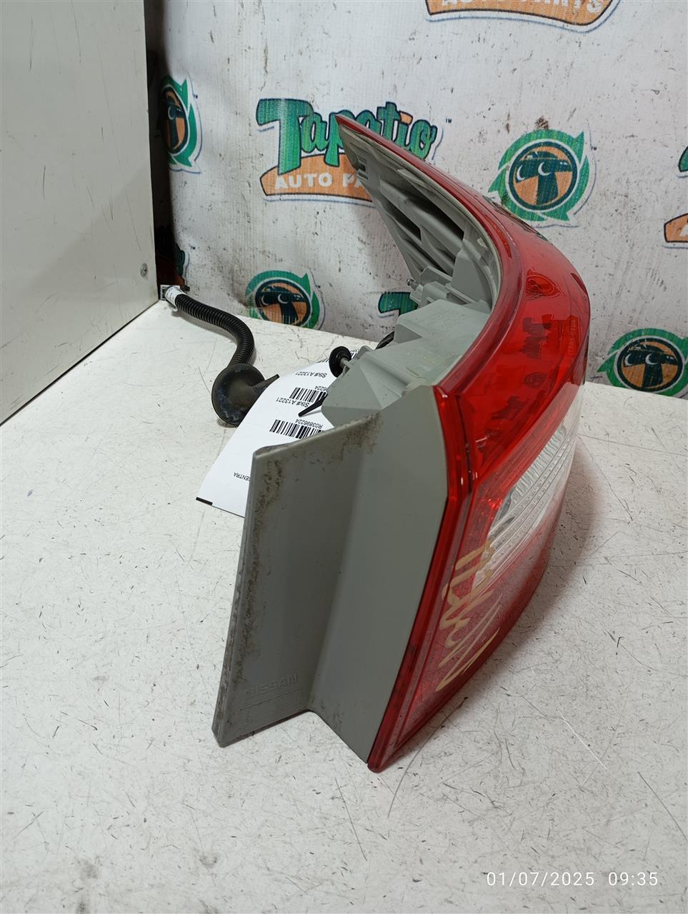 Part image 3
