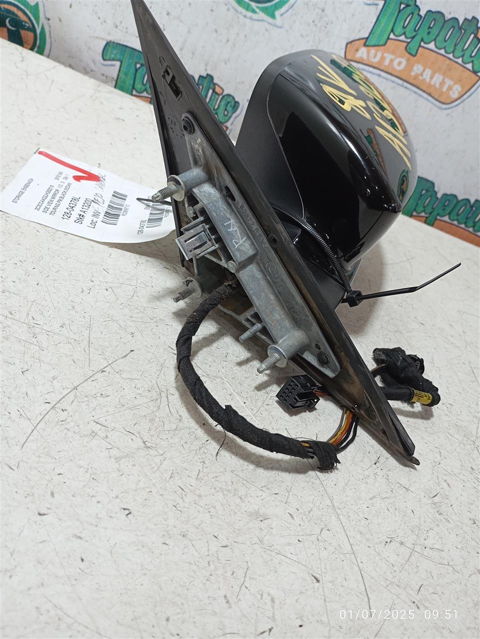 Part image 3