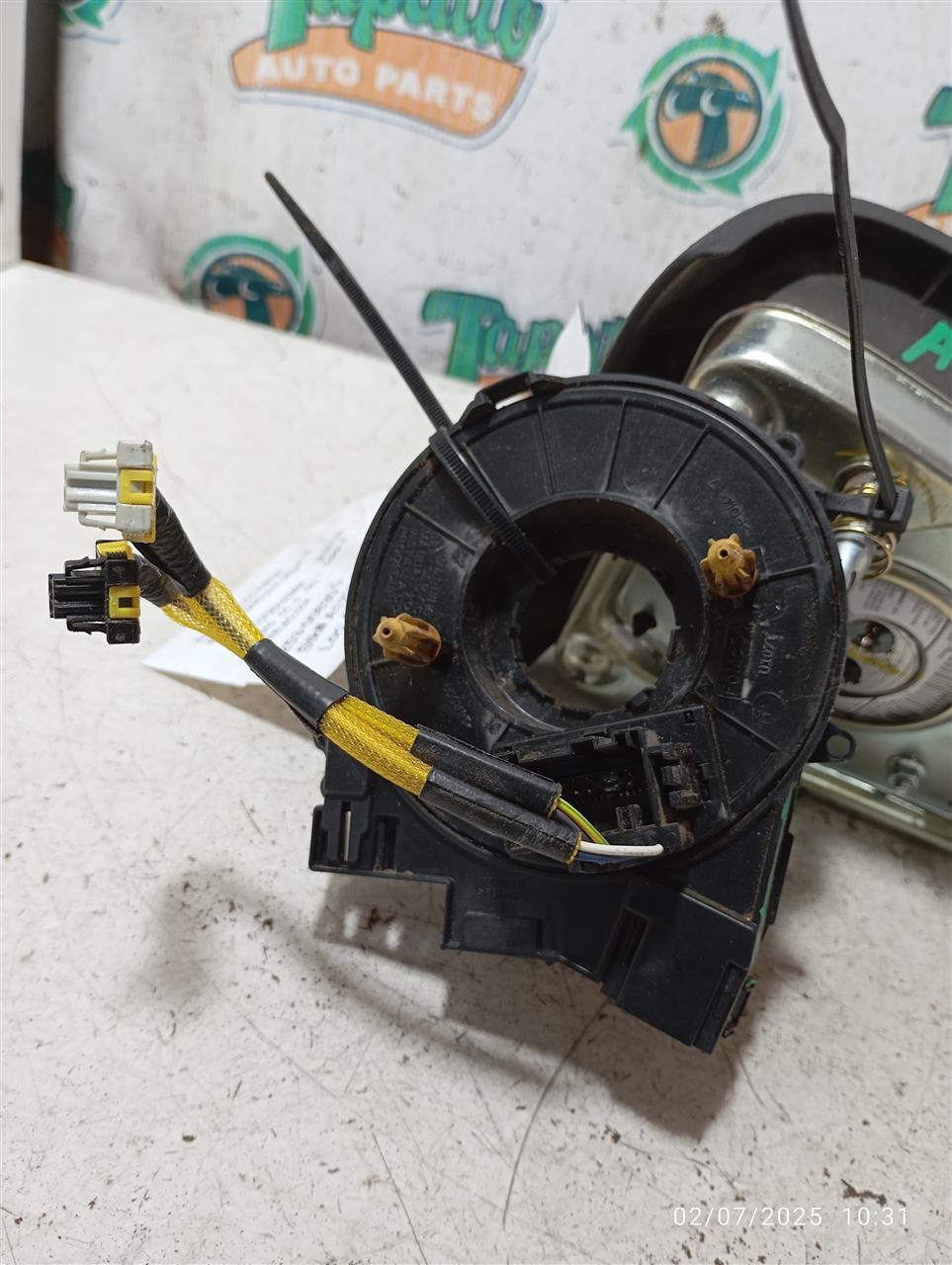 Part image 3