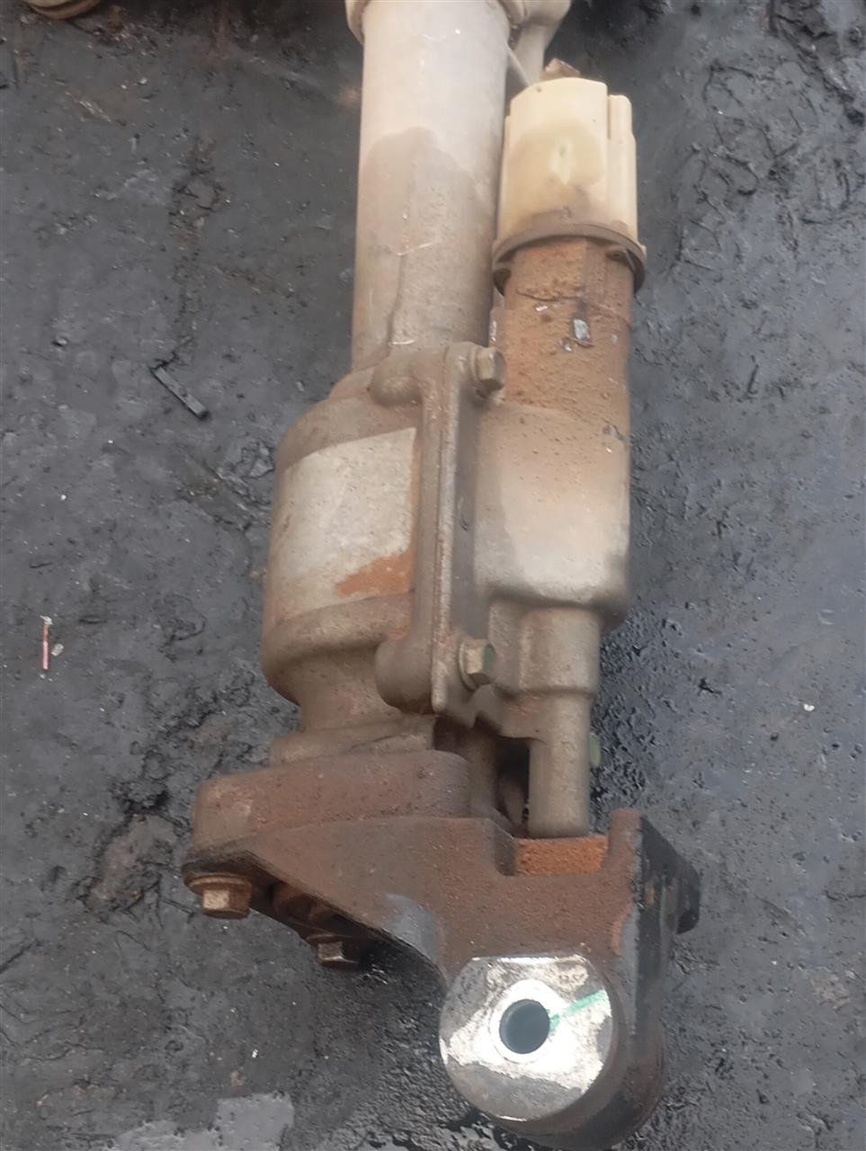 Part image 3