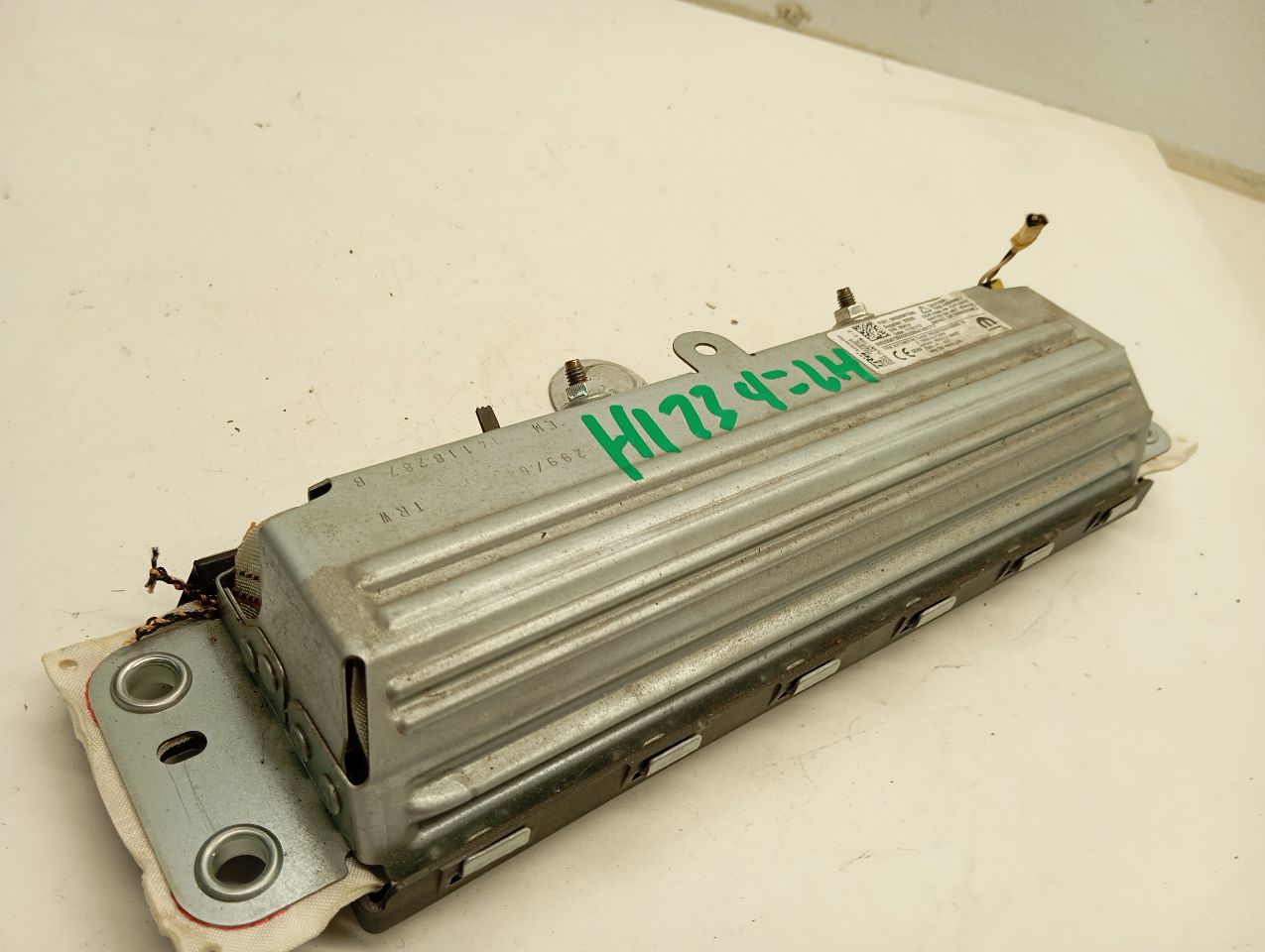 Part image 3