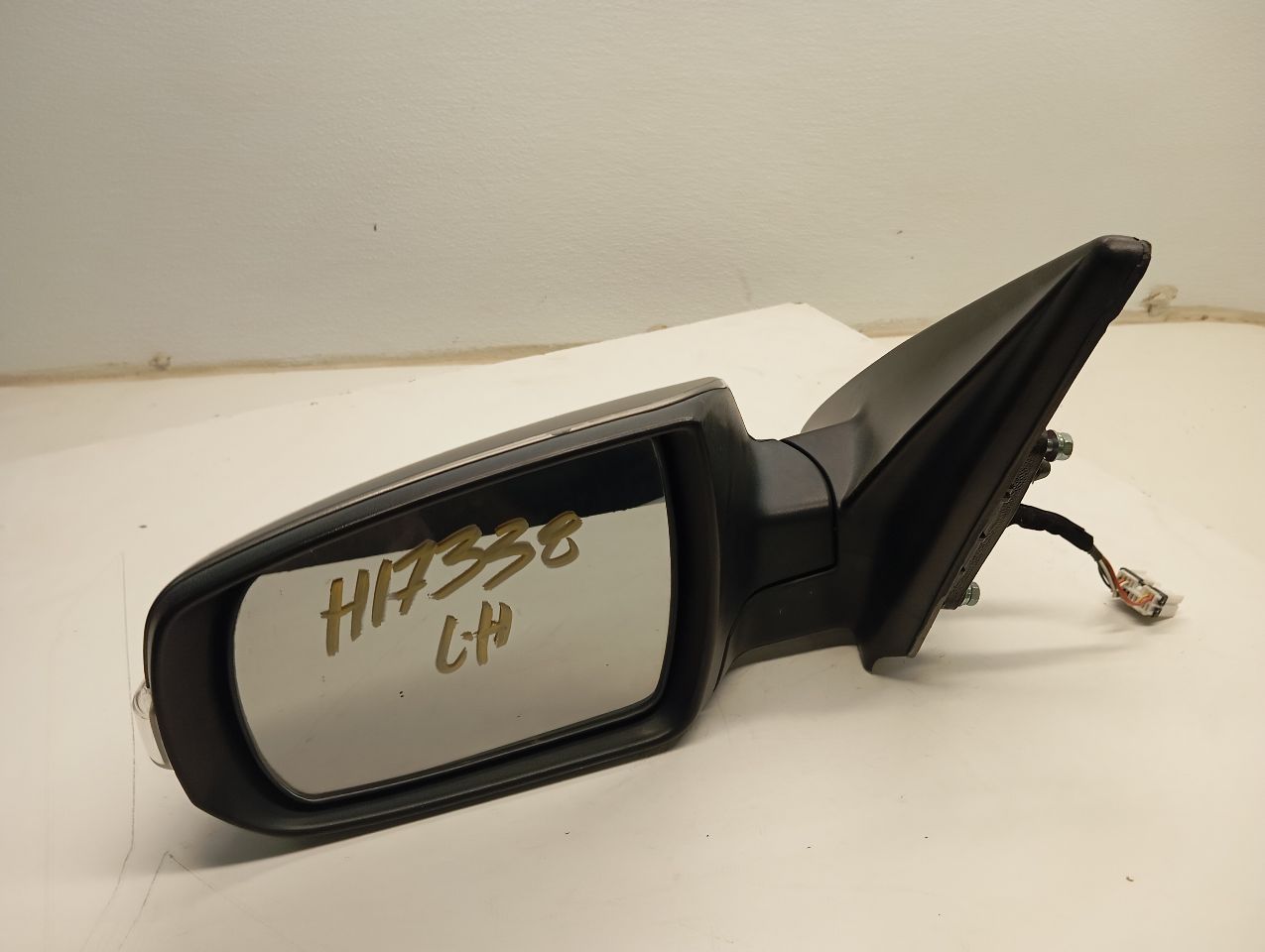 Part image 7