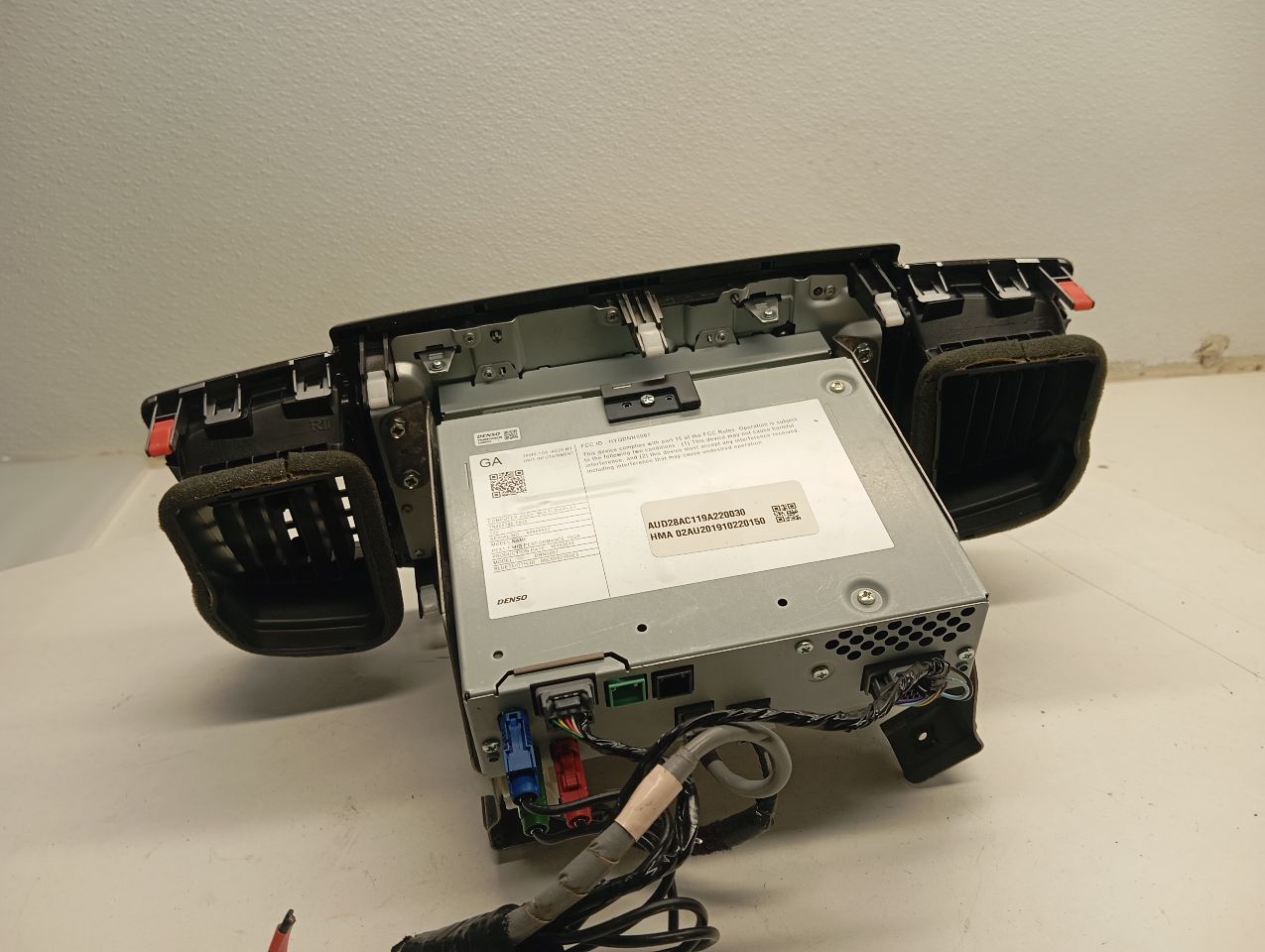 Part image 3