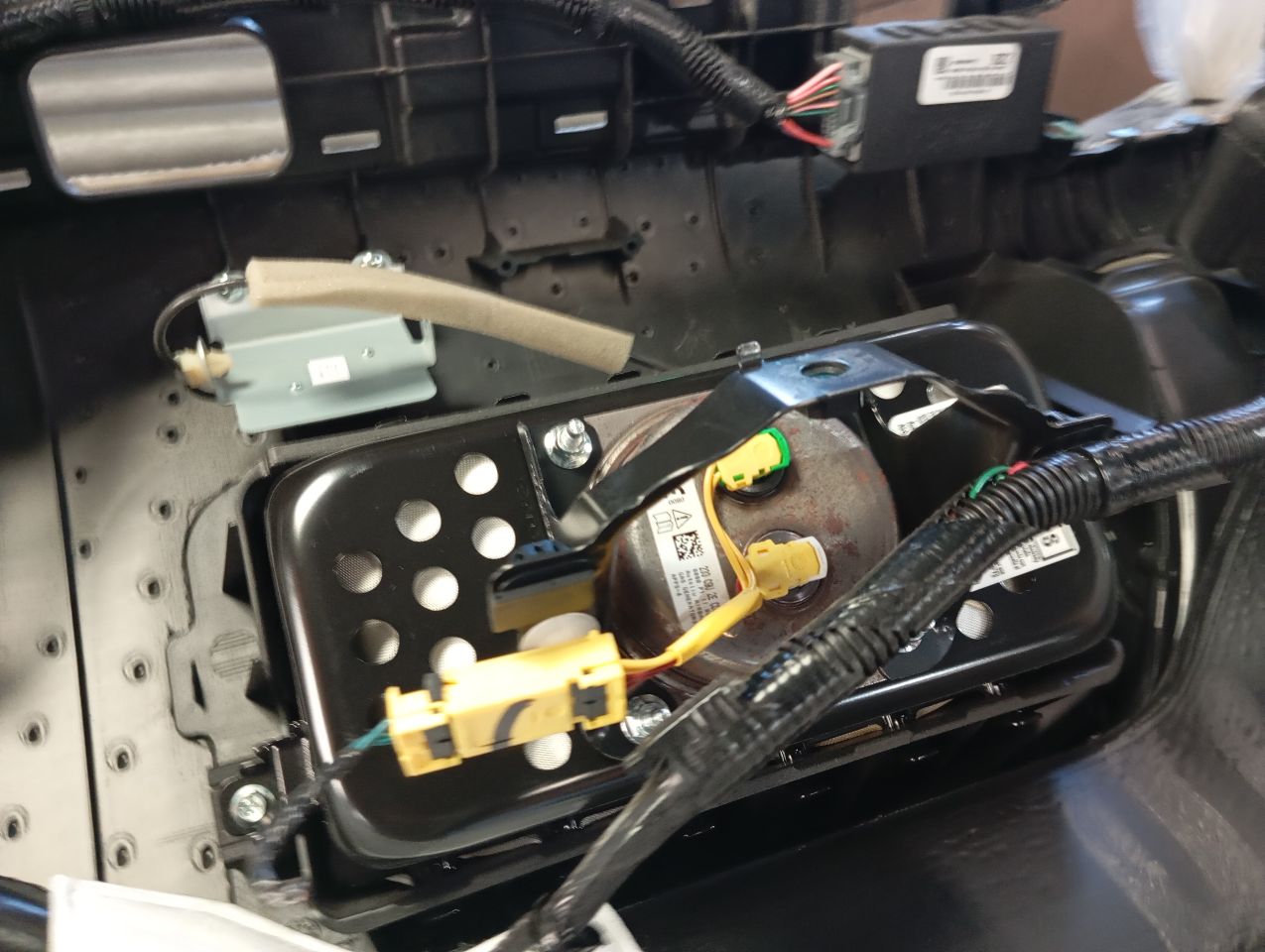 Part image 6