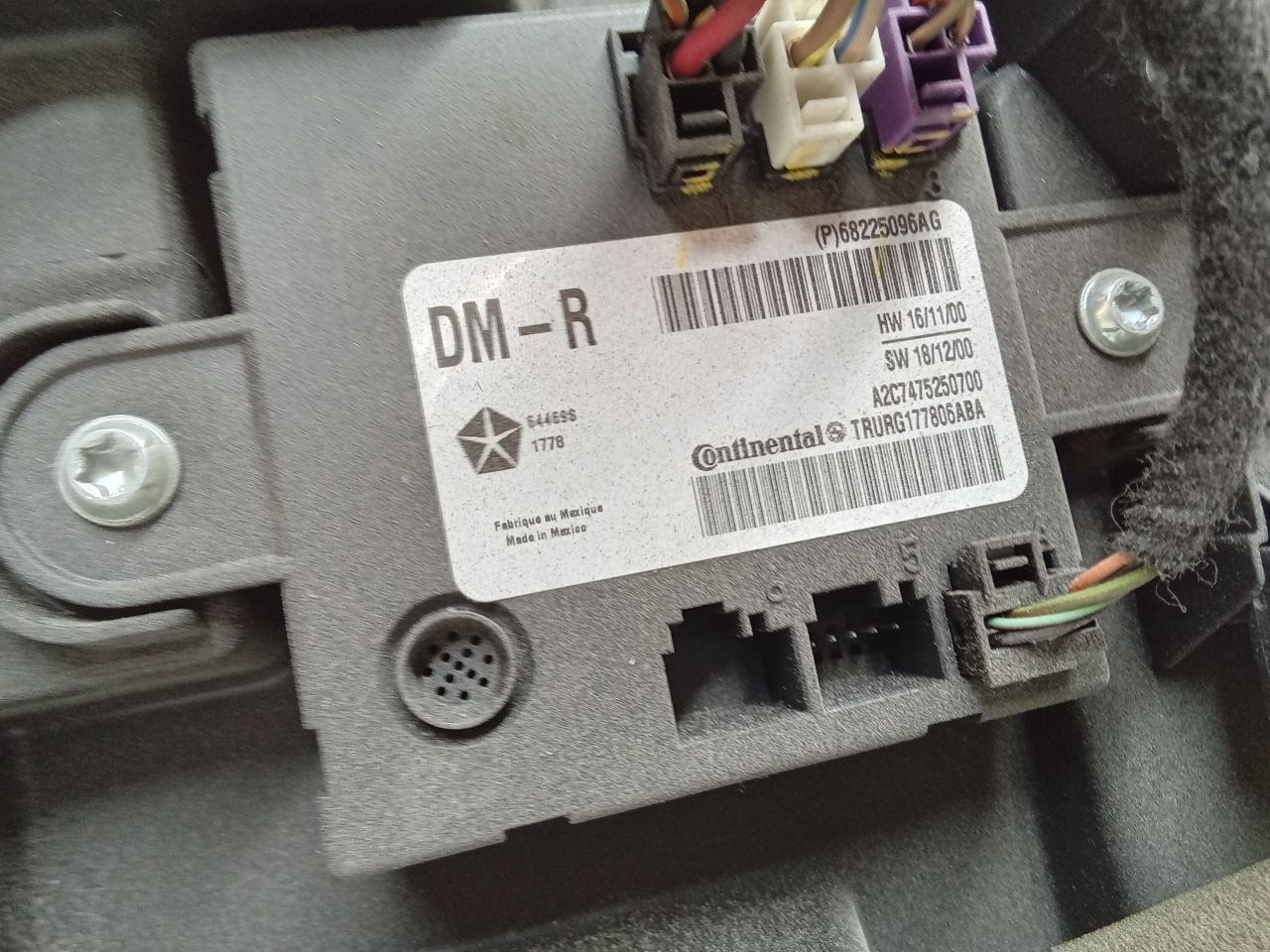 Part image 3