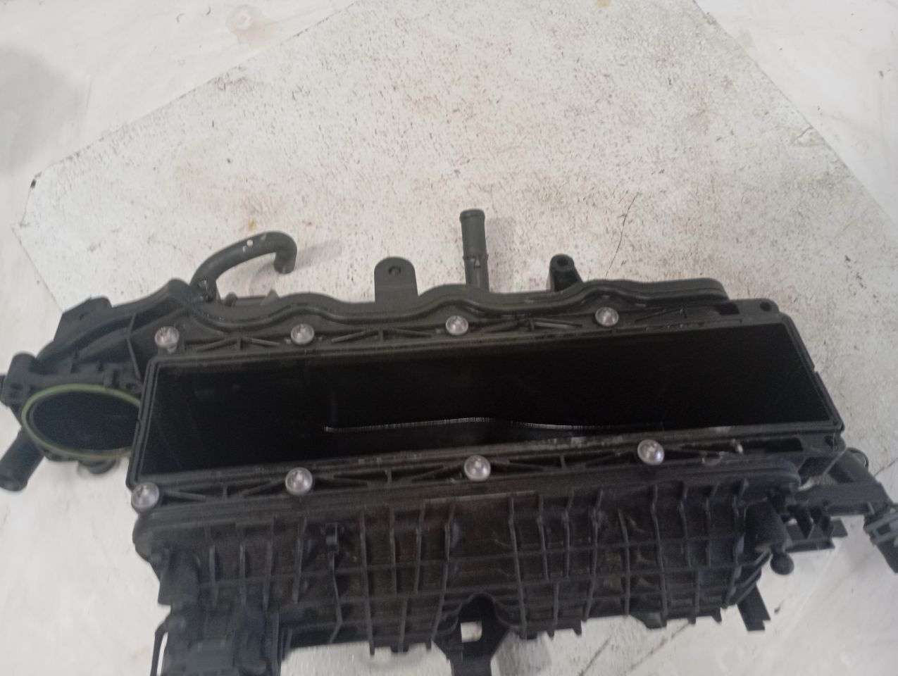 Part image 8