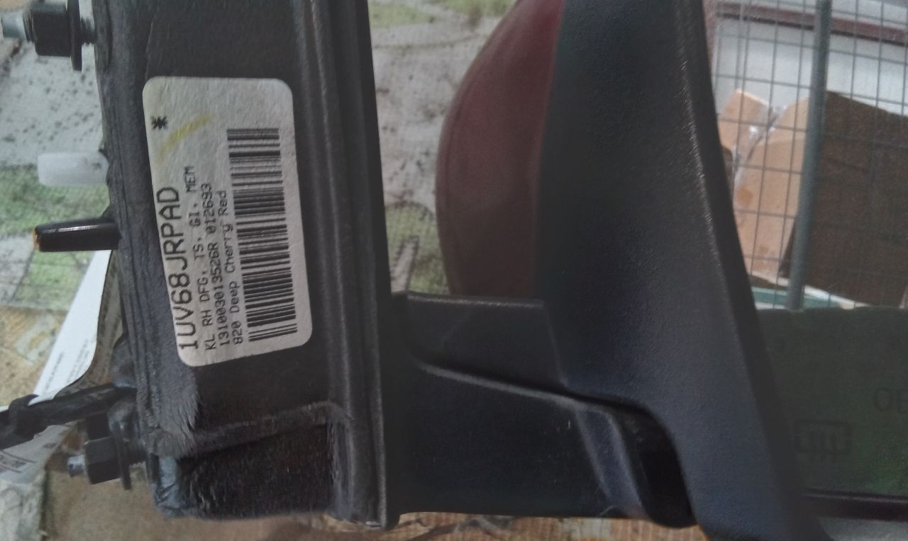 Used 2014 Jeep CHEROKEE Side View Mirror - Stock #J01281