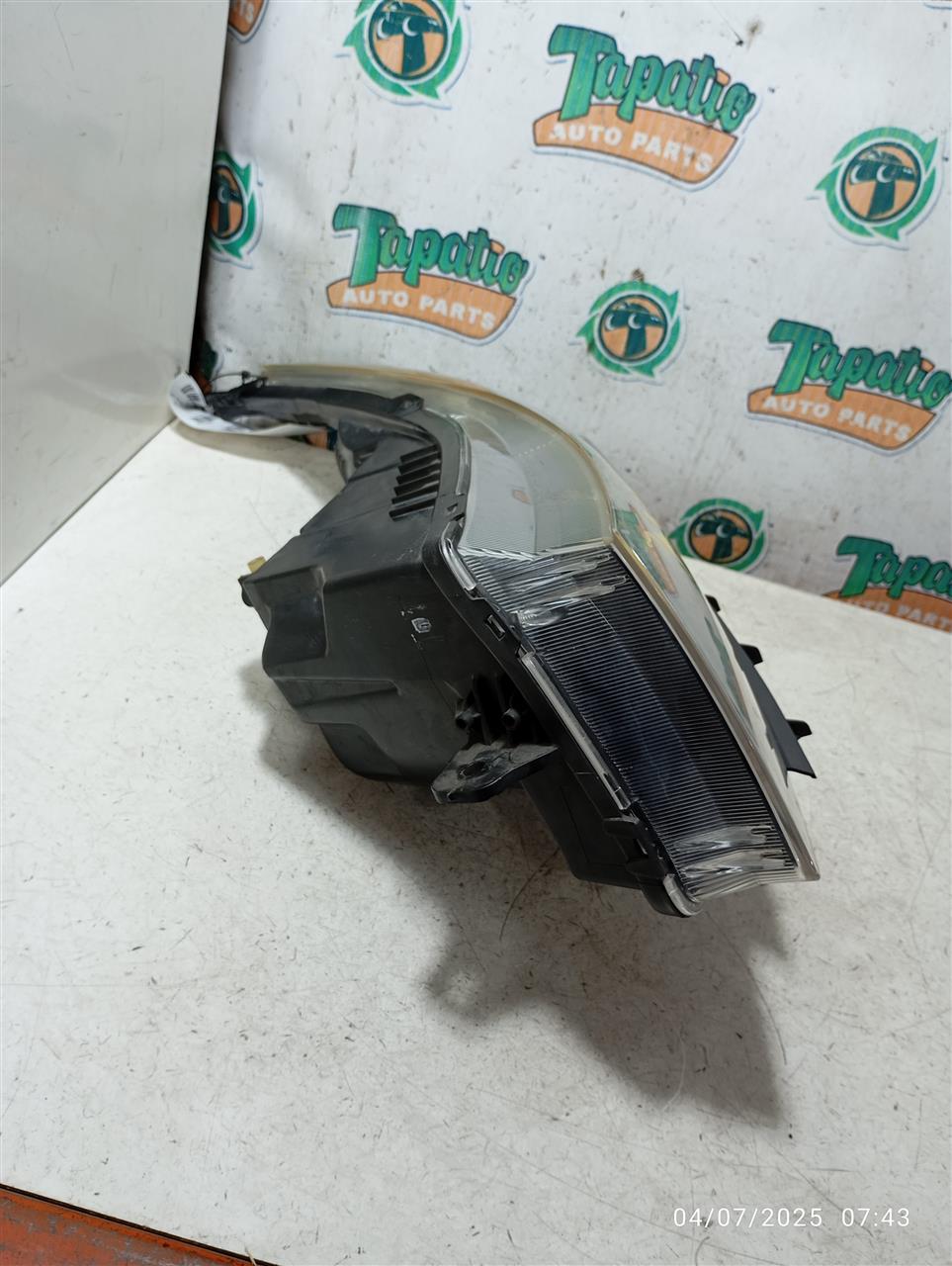 Part image 3