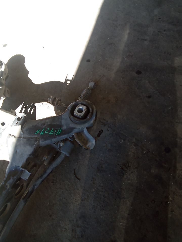 Part image 4