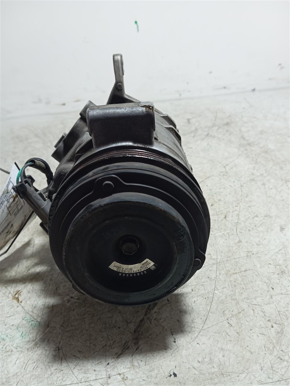 Part image 3