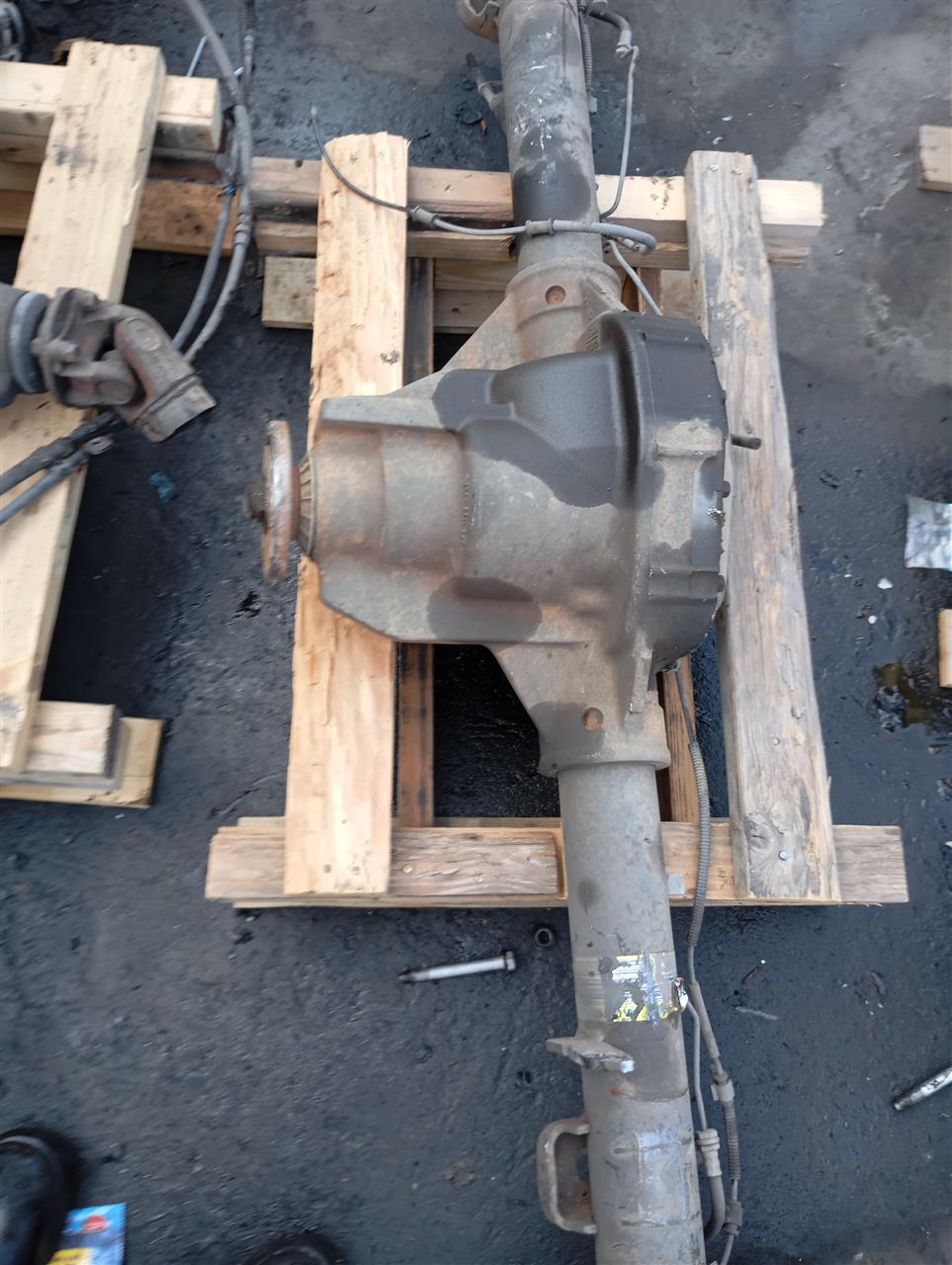 Part image 3