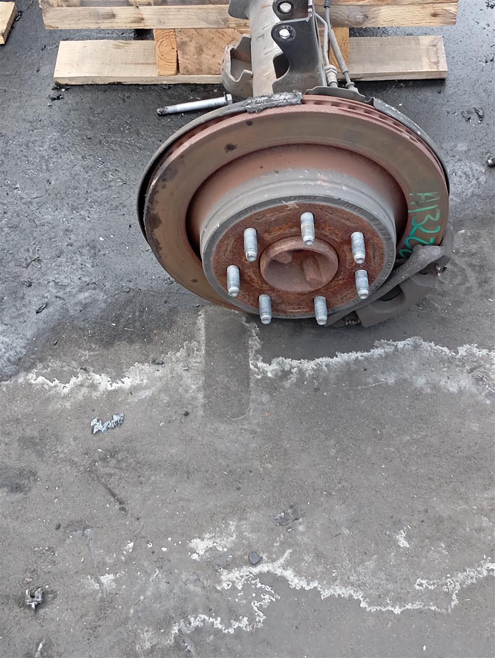 Part image 4