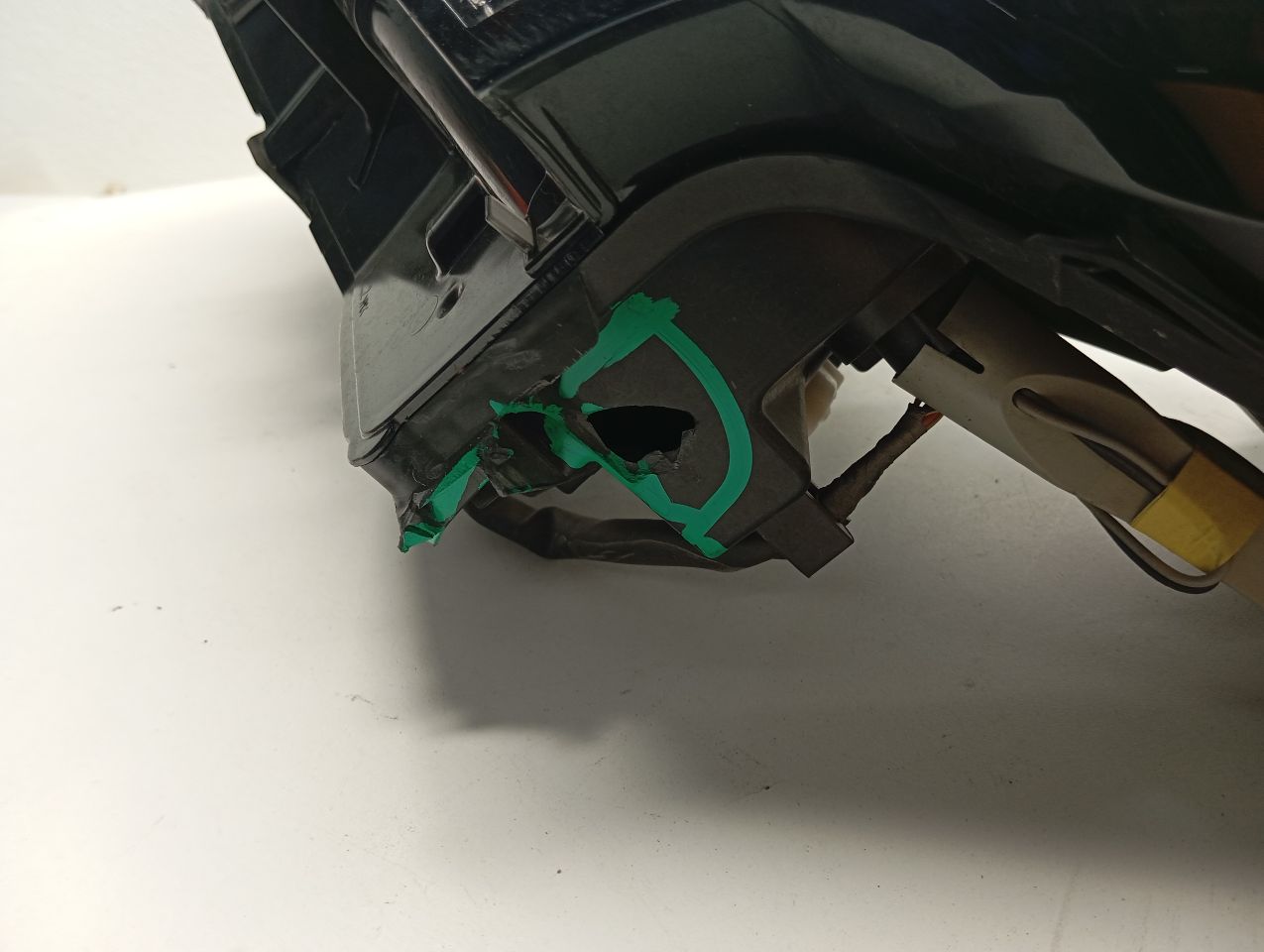 Part image 4