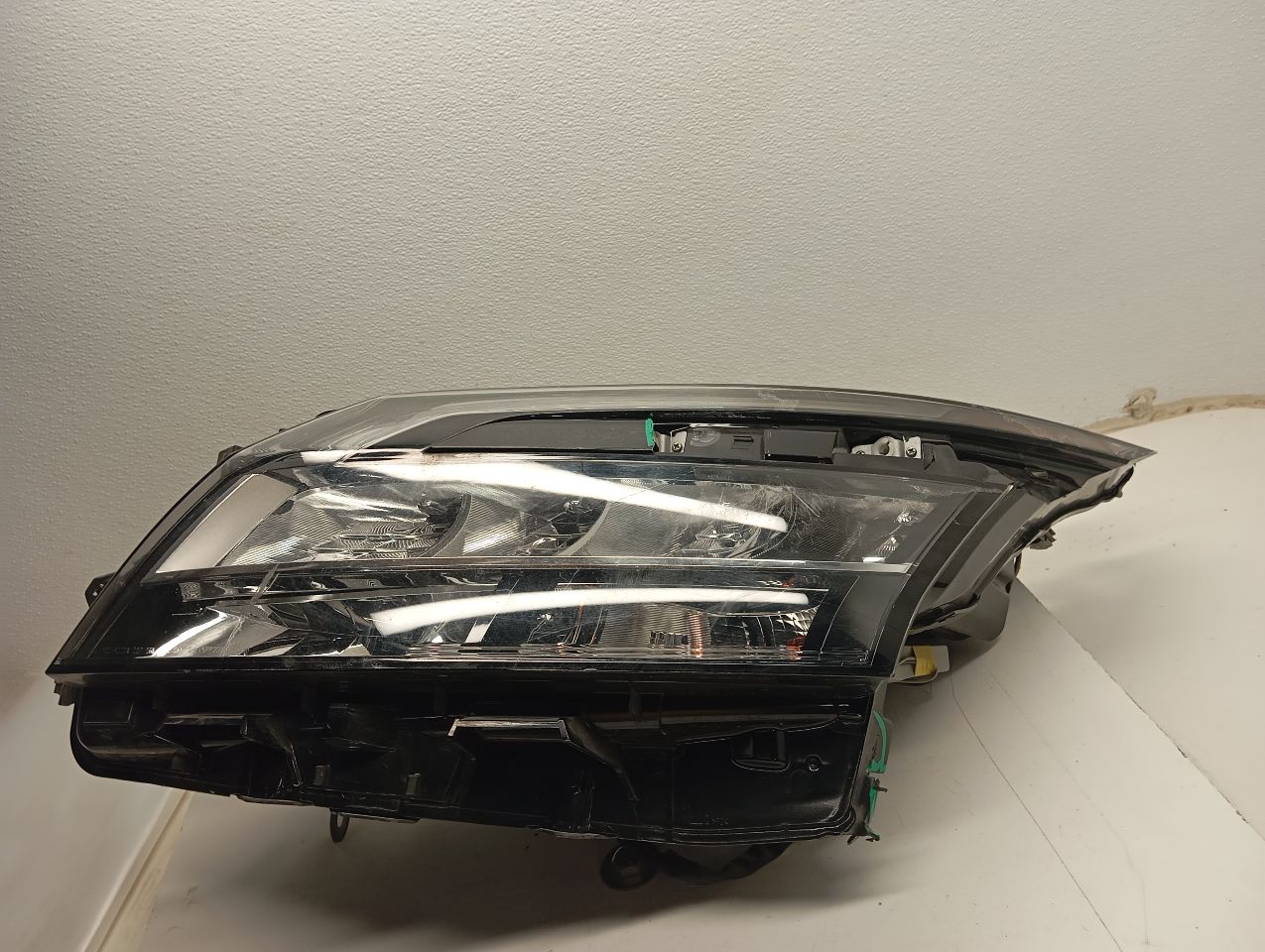 Part image 12