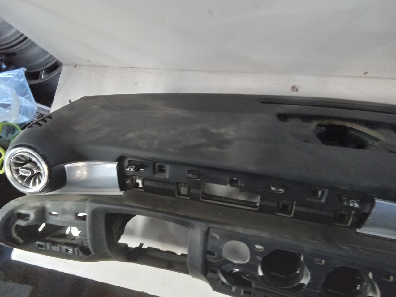 Part image 7