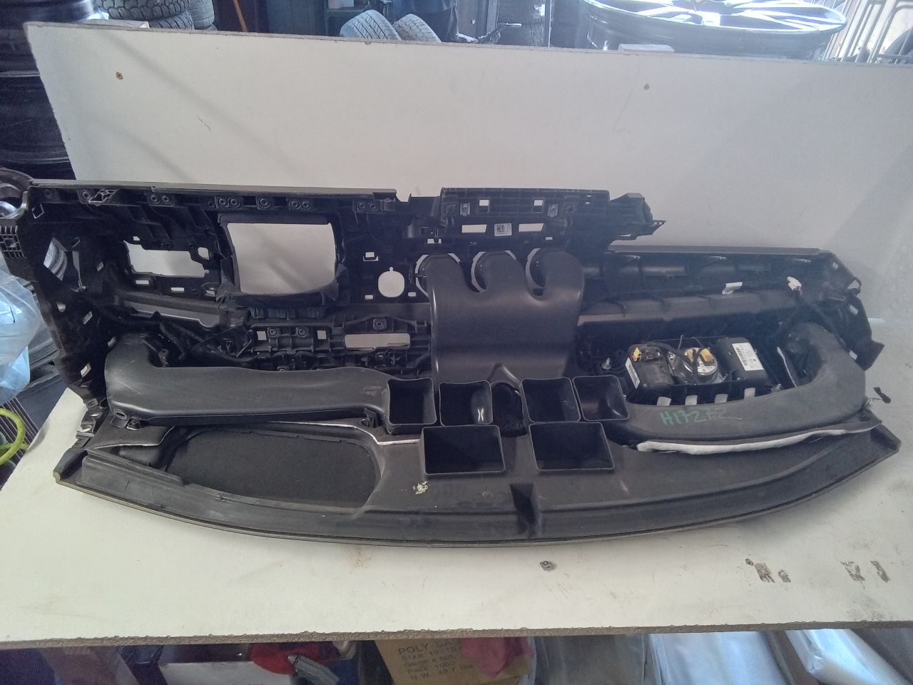 Part image 9