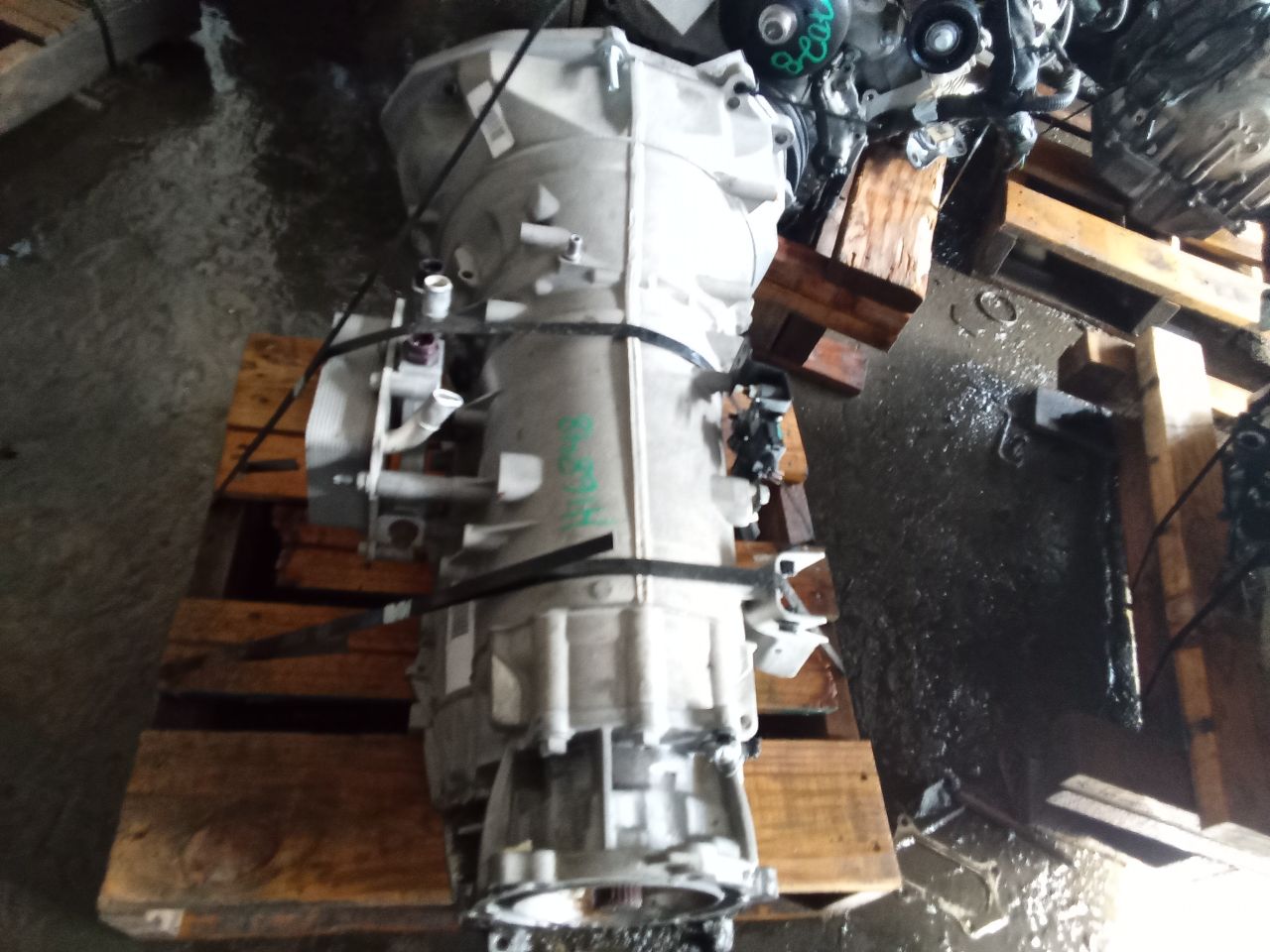 Part image 3