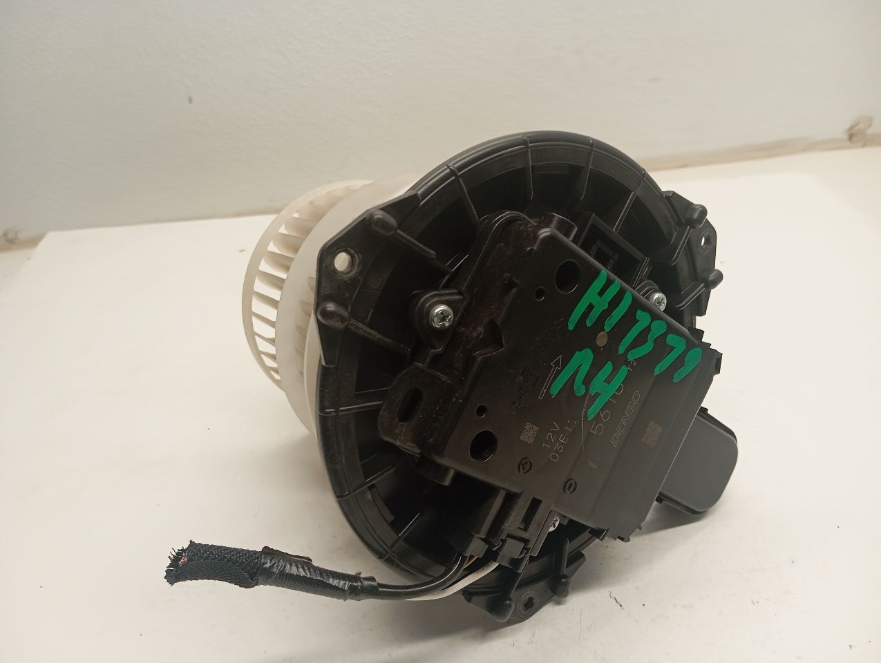 Part image 1