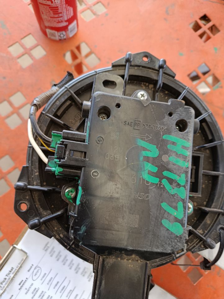 Part image 4