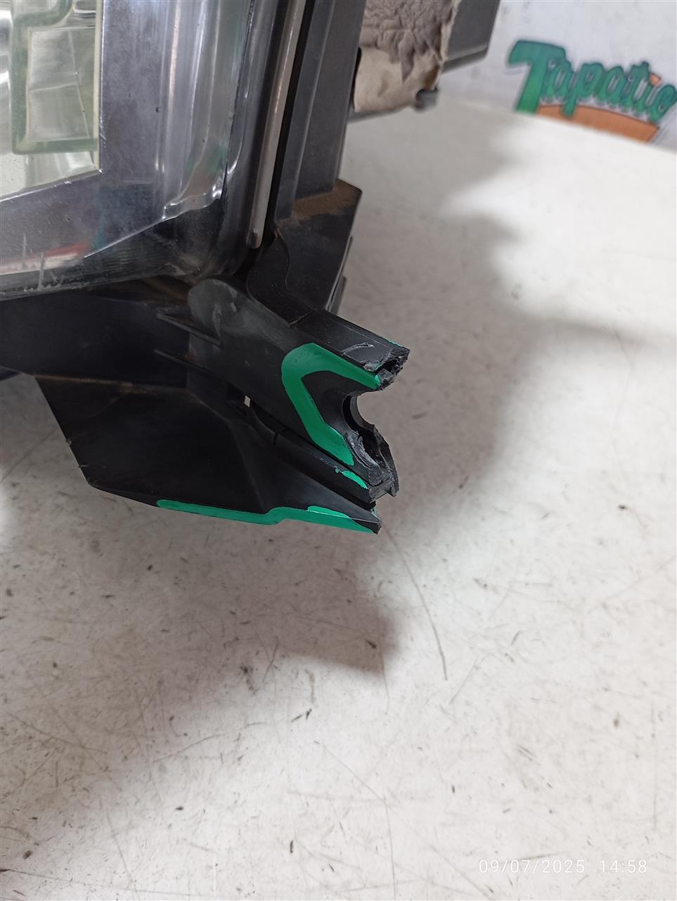 Part image 4