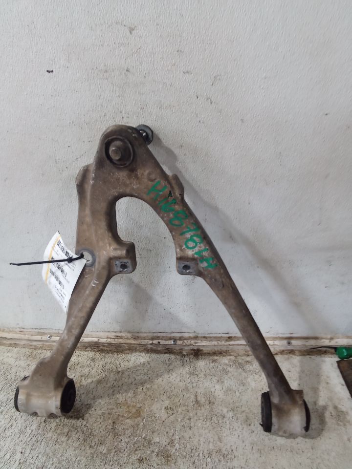 2008 General Motors AVALANCHE 1500 Lower Cntrl Arm, Fr