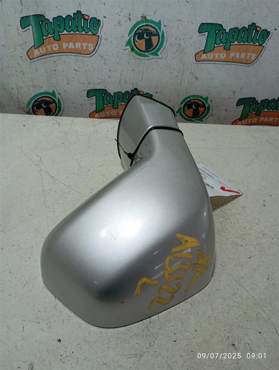 Part image 3
