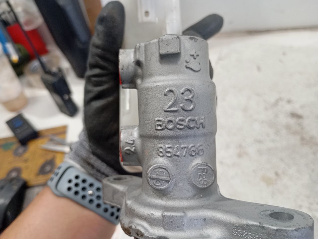 Part image 4