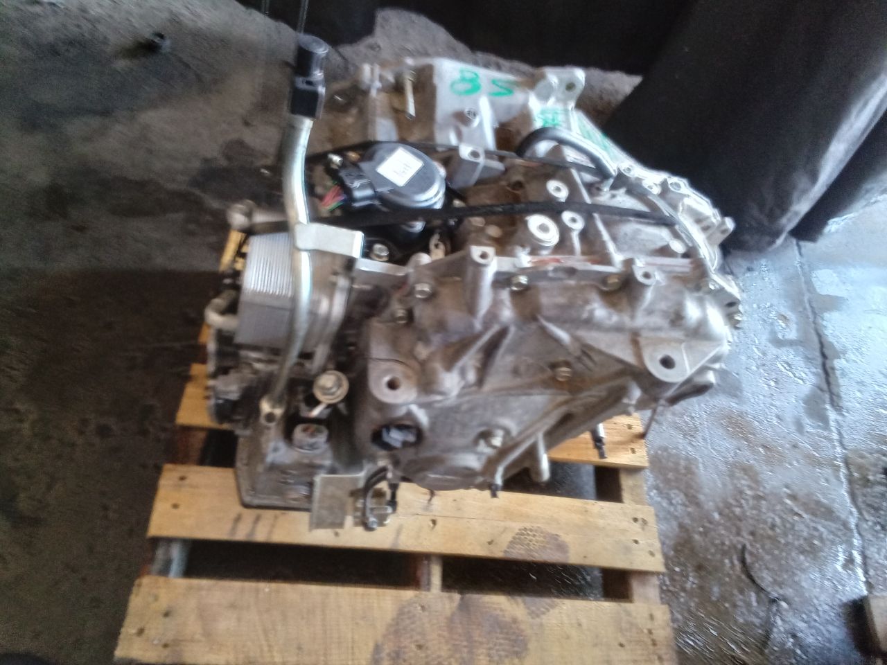 Part image 3
