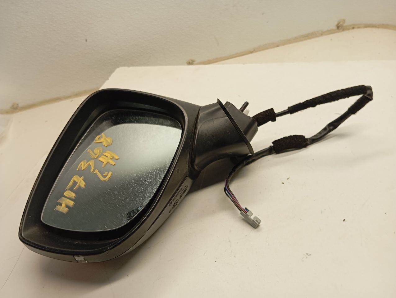 Part image 6