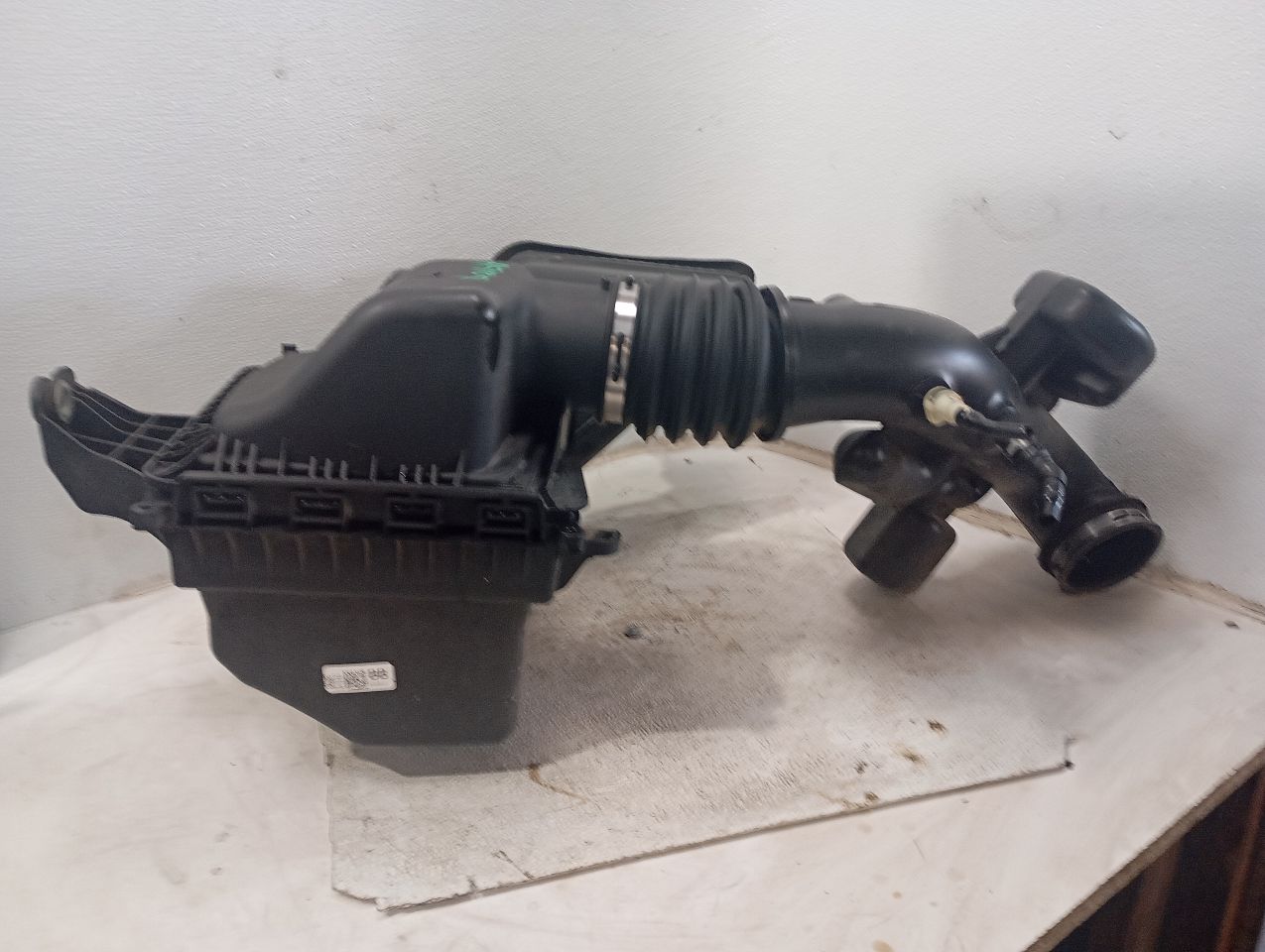 Part image 4