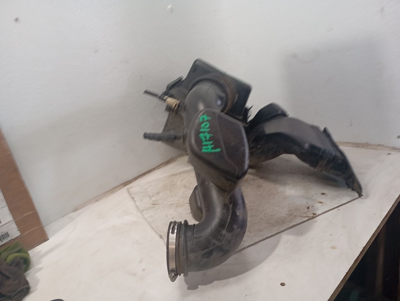 Part image 6