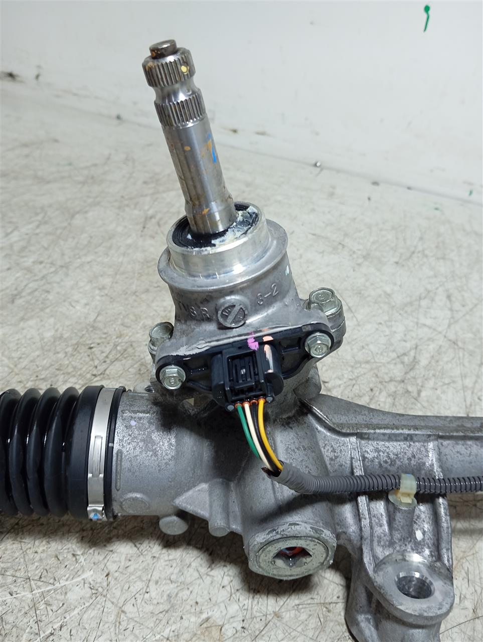 Part image 3