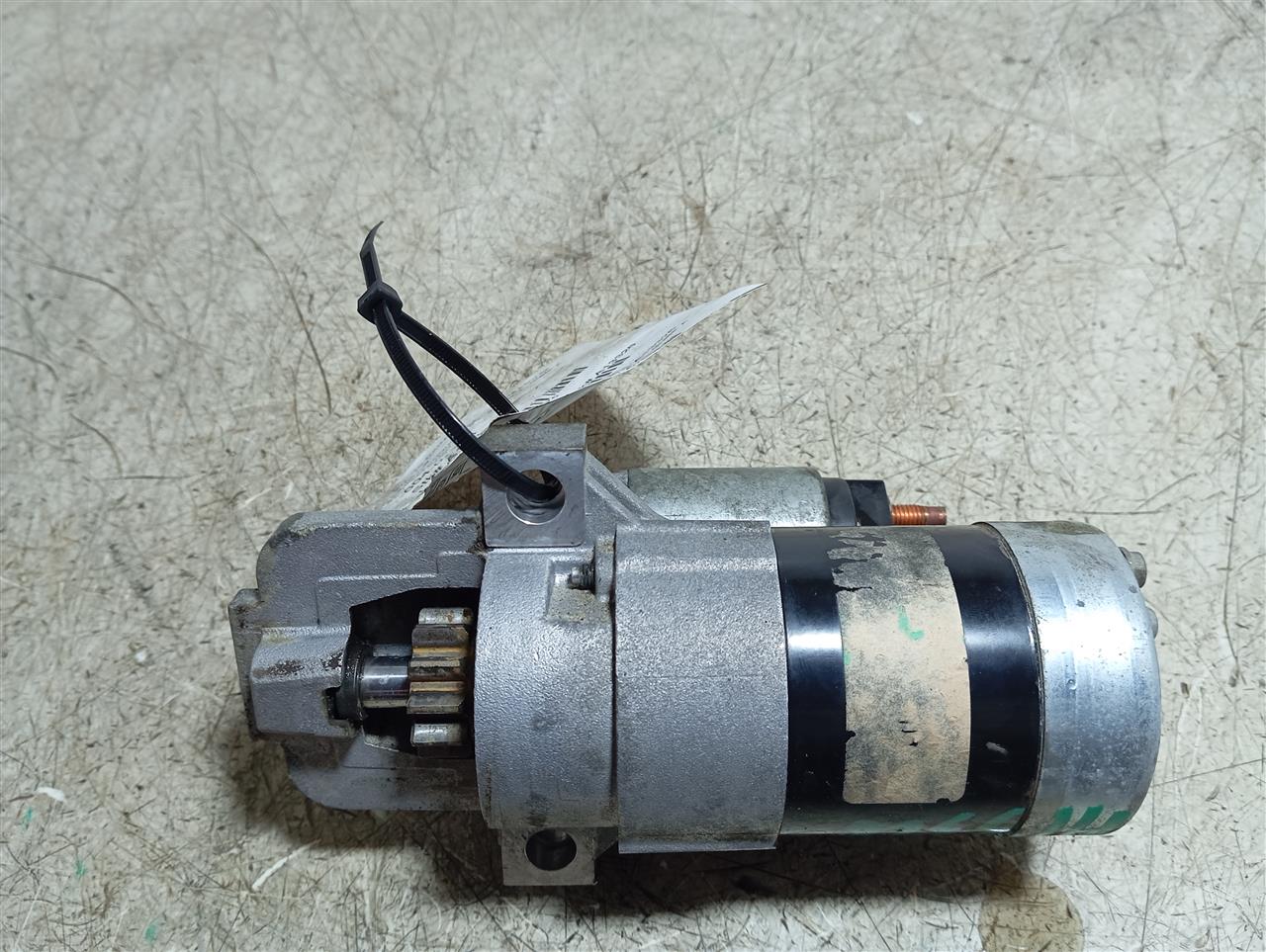 Part image 3