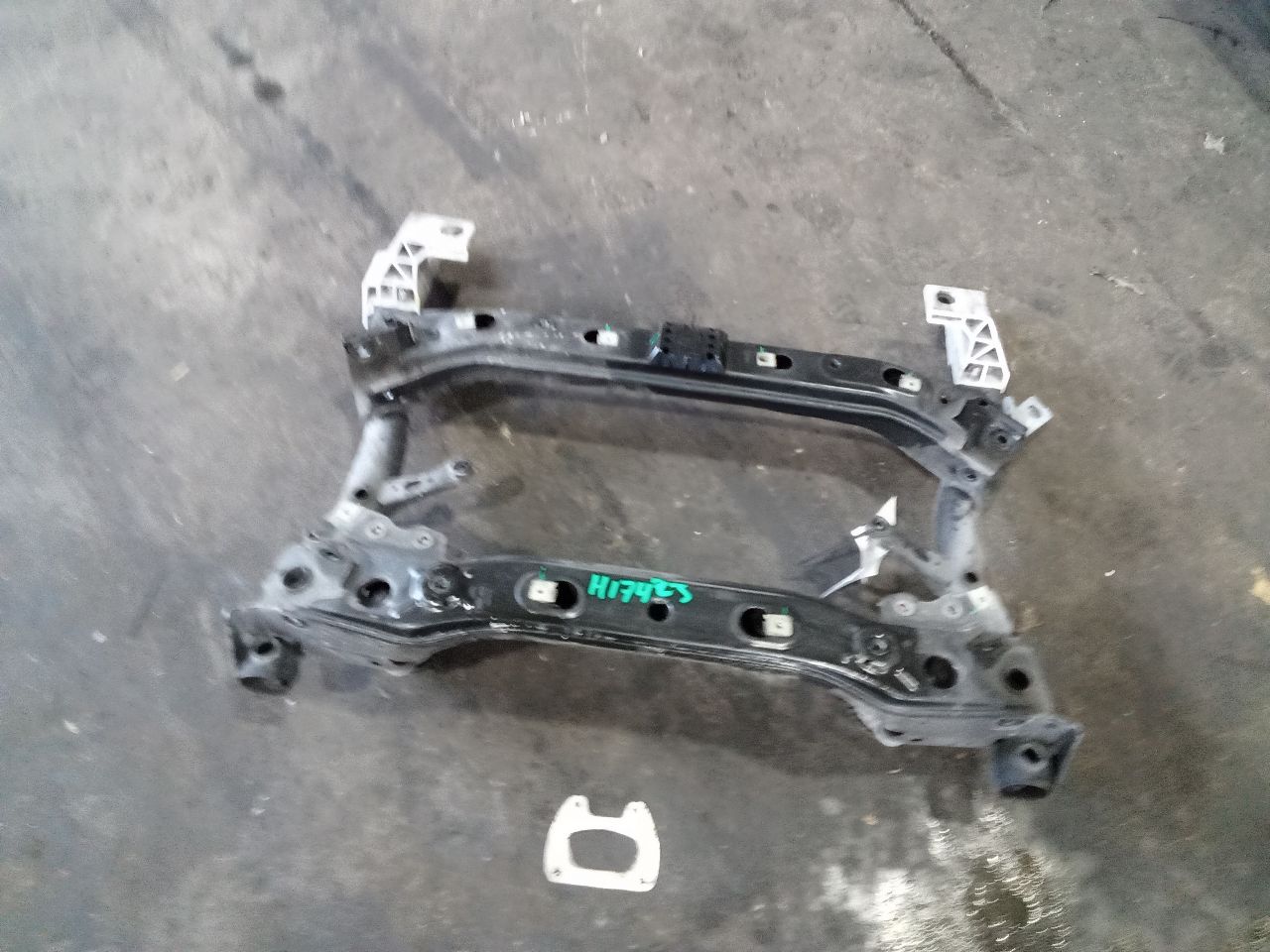 Part image 3