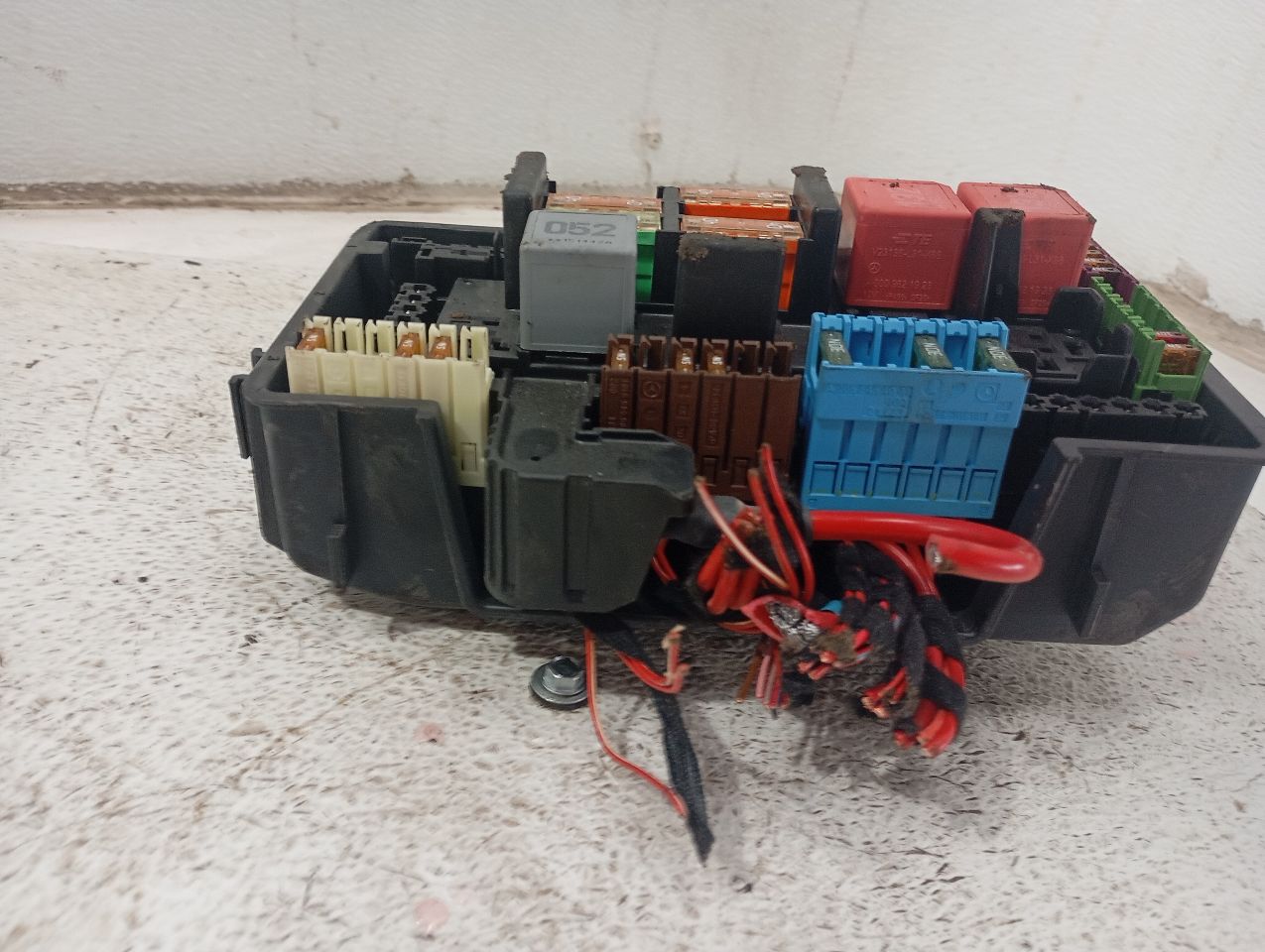 Part image 3