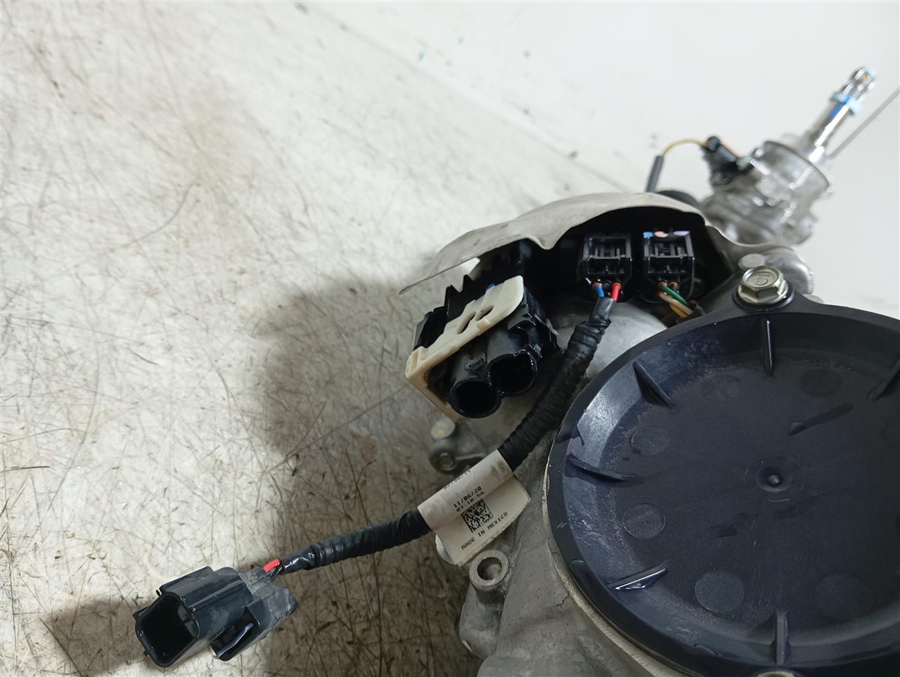Part image 3