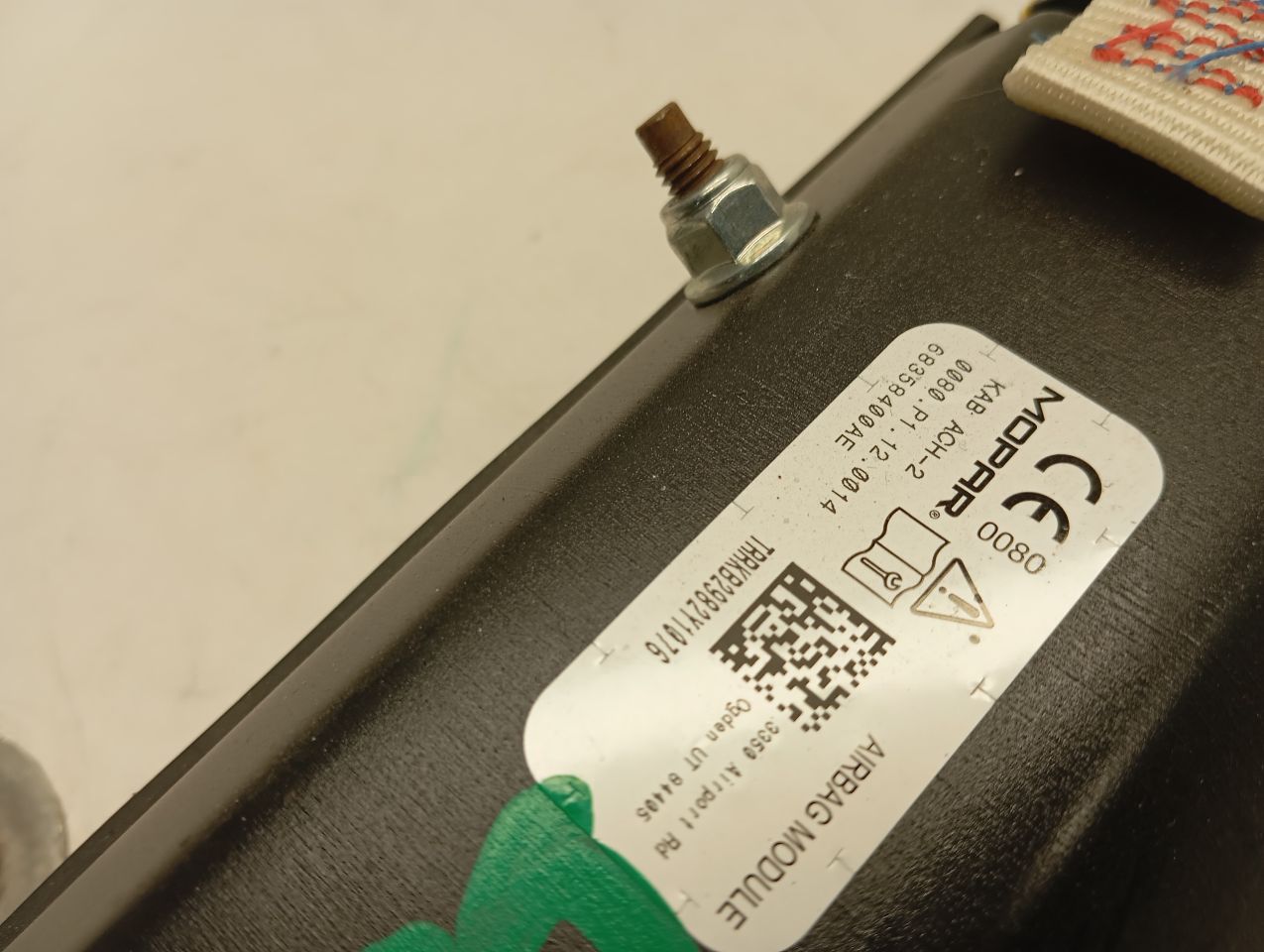 Part image 3