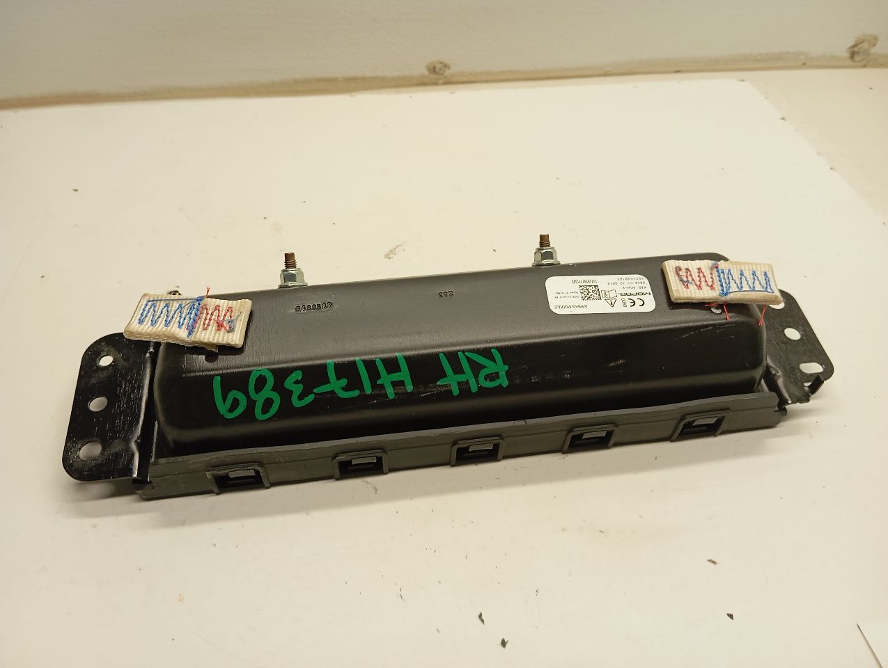 Part image 3