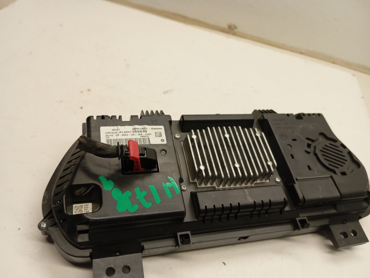 Part image 4