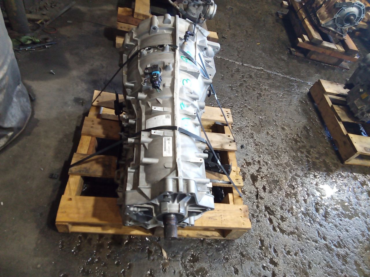 Part image 3