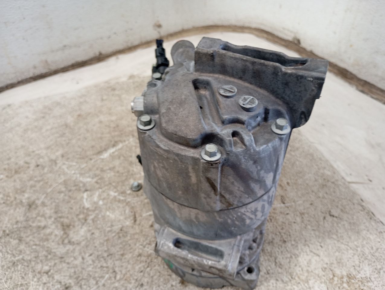 Part image 8