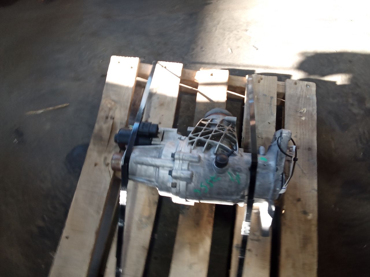 Part image 3