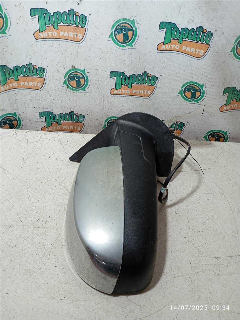 Part image 3
