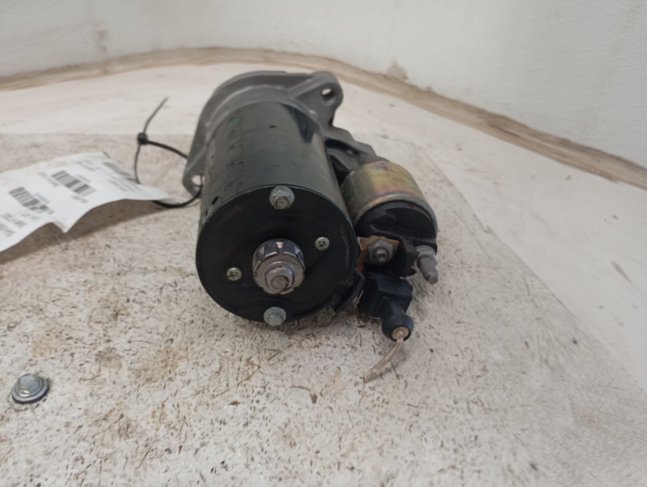 Part image 3