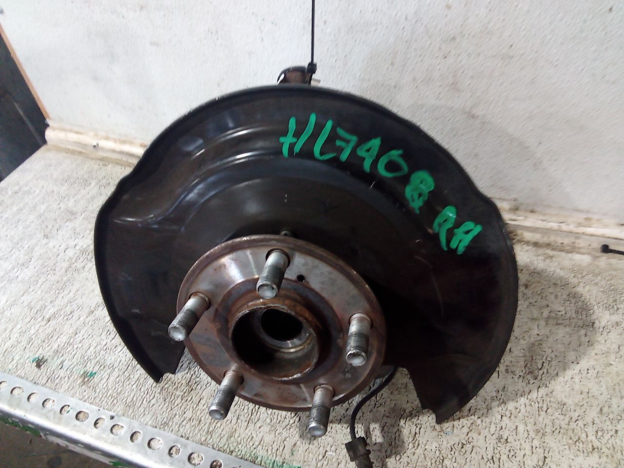 Part image 3