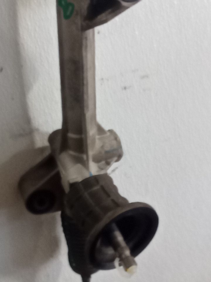 Part image 10